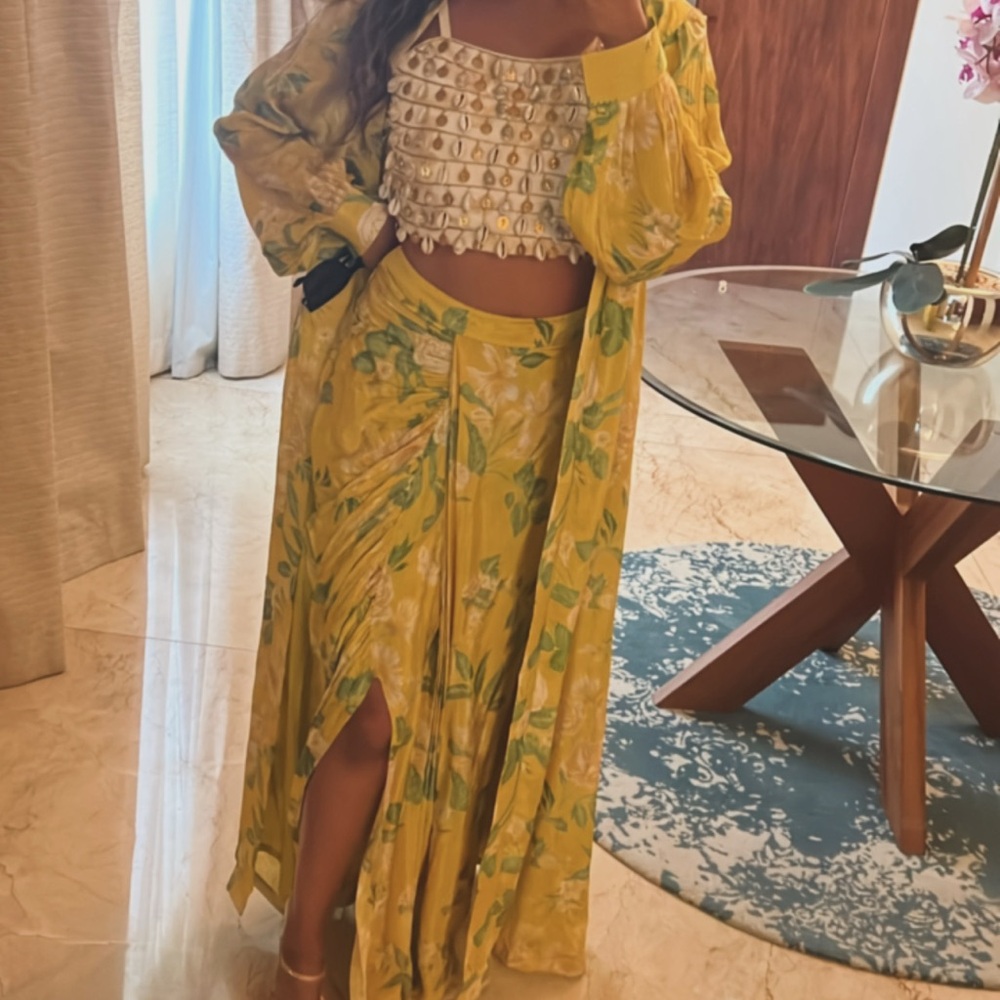 Elegant Floral Indian Yellow skirt and top with jacket